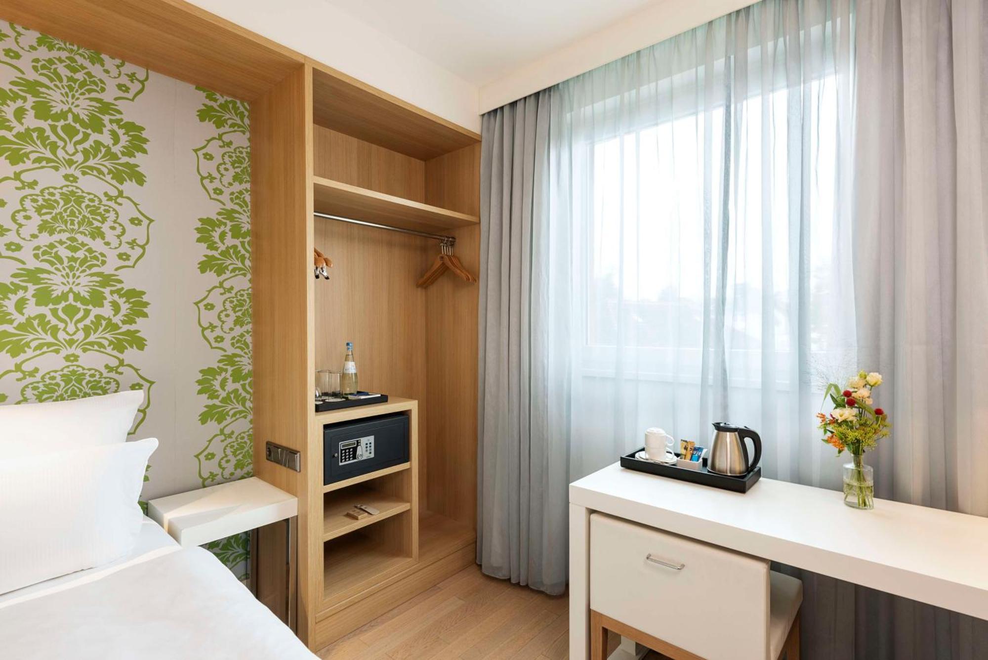 Nh Hotel 3*